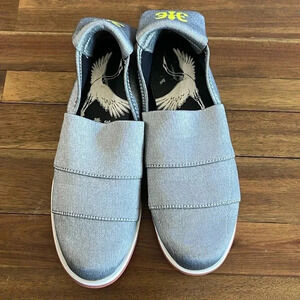 Royal Elastics silver slip on shoes